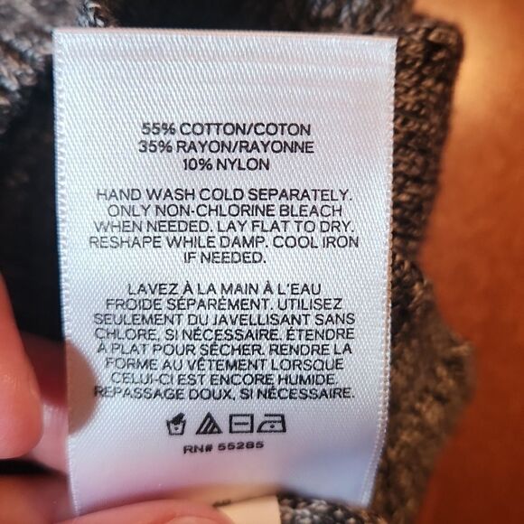 Express Crew Neck Bodycon Lightweight Multi Knit Sweater, Medium, Black & Grey - Picture 6 of 6